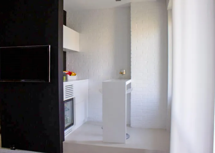 Bb Bed & Breakfast 4*
